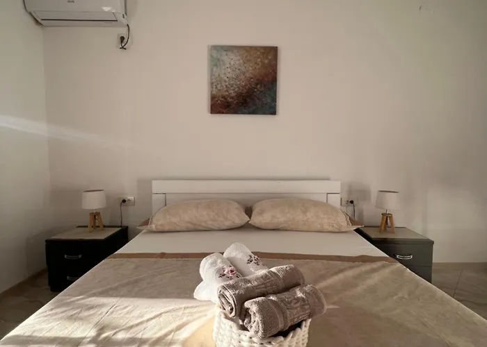 Suka Apartments